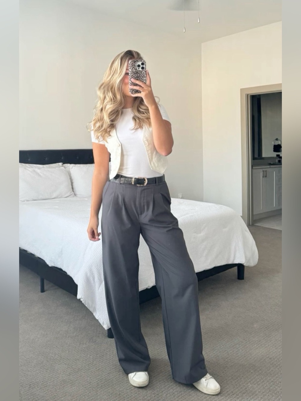 Abercrombie & Fitch Sloane Tailored Gray Wide Leg Trousers